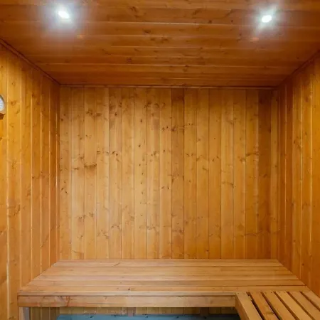 House With Pools And Private Lägenhet *