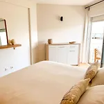 アパート House With Pools And Private タヴィラ