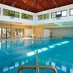 House With Pools And Private アパート タヴィラ