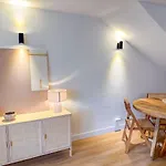 アパート House With Pools And Private