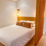 House With Pools And Private アパート タヴィラ