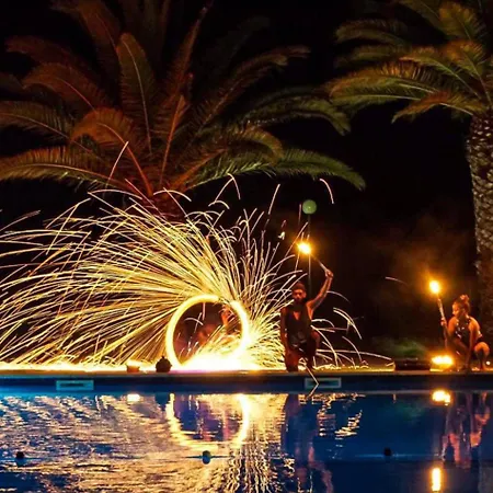 Lejlighed House With Pools And Private