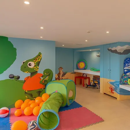 House With Pools And Private Lejlighed