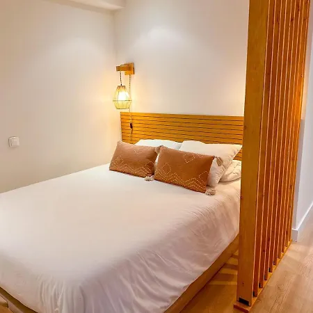 House With Pools And Private Διαμέρισμα Ταβίρα