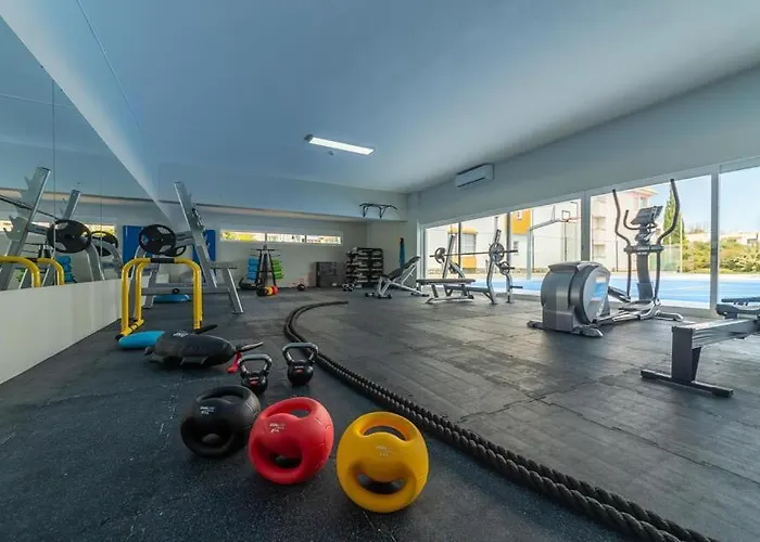 House With Pools And Private 公寓 *