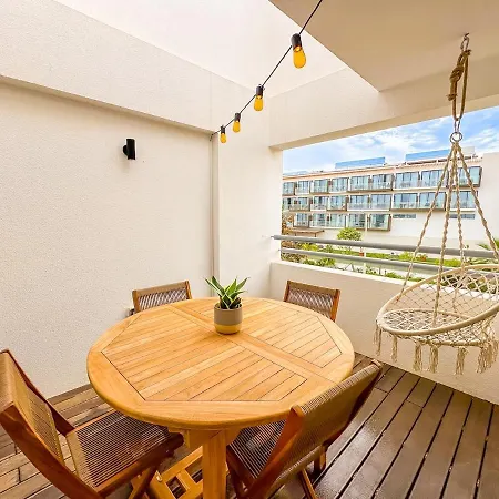 House With Pools And Private Appartement