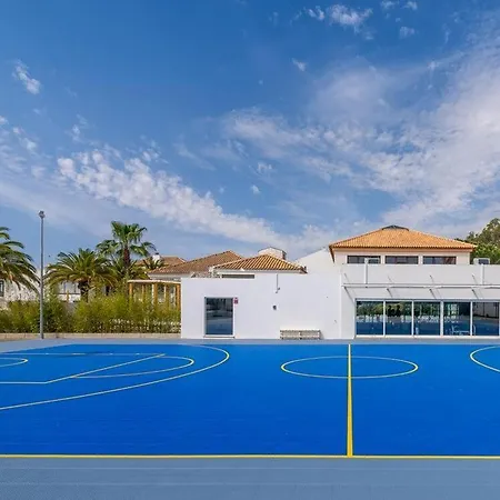 Appartement House With Pools And Private